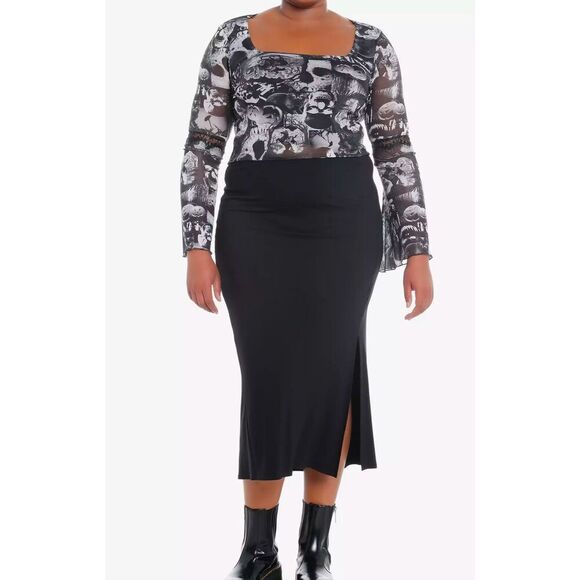 Hot Topic Social Collision Sleepy Hollow Collage Bell Sleeve Crop Top Plus Size - Picture 6 of 7